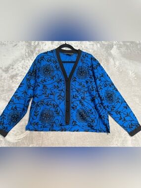 Vintage Silk Embroidered Cardigan Crochet Blue Black Women’s Medium IB Diffusion